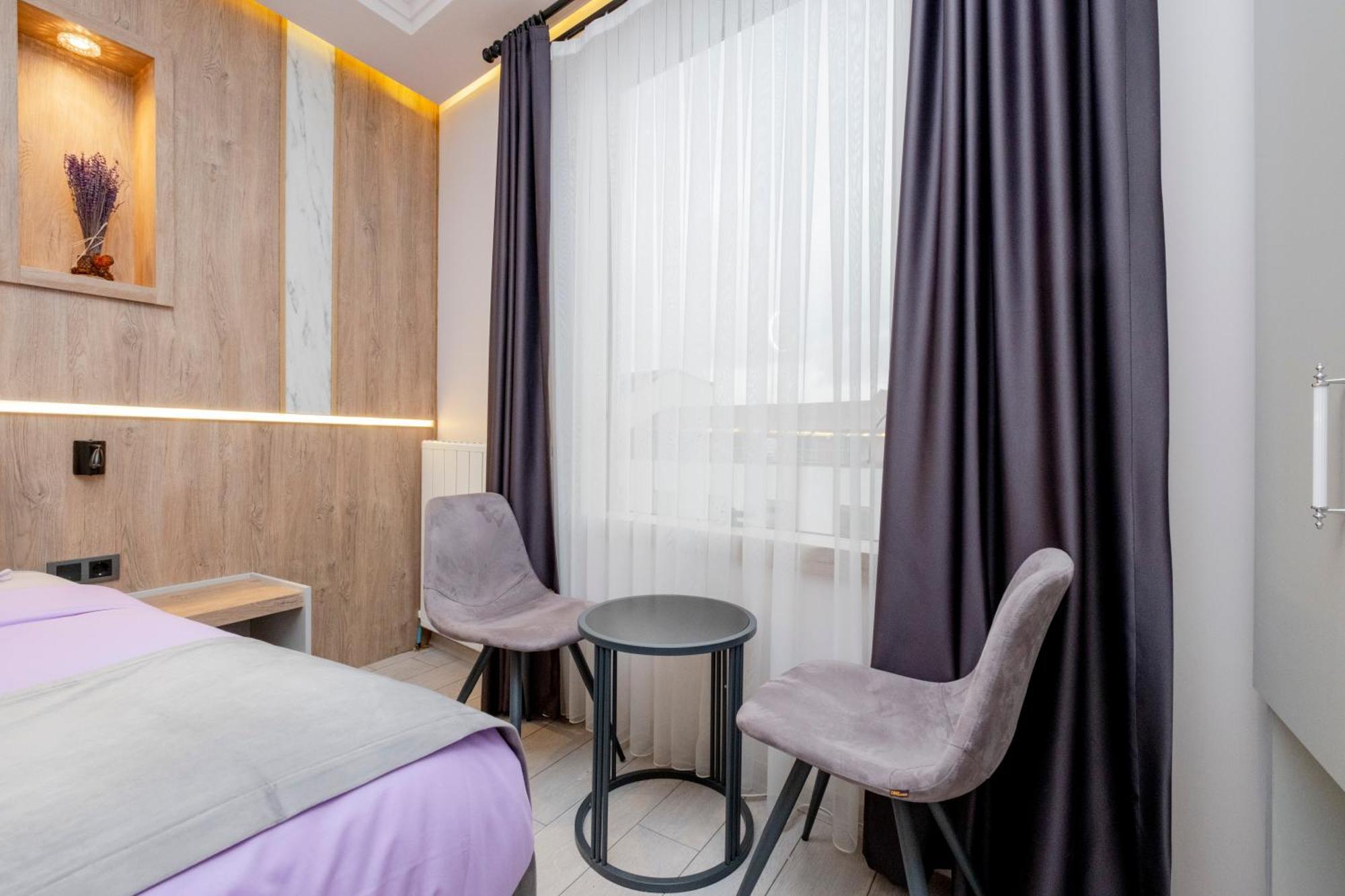 Arnavutkoy Lavender Airport Hotel מראה חיצוני תמונה