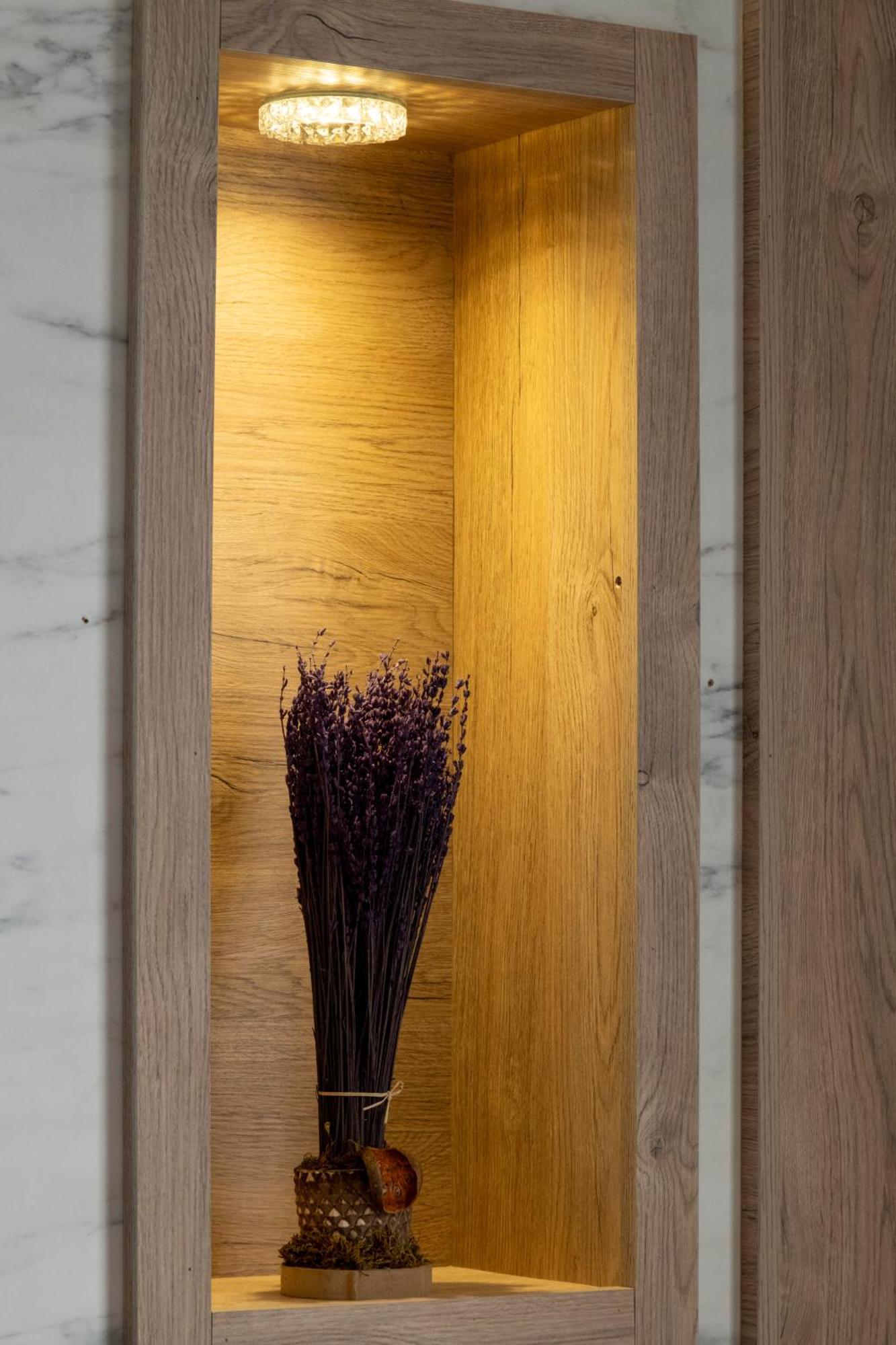 Arnavutkoy Lavender Airport Hotel מראה חיצוני תמונה