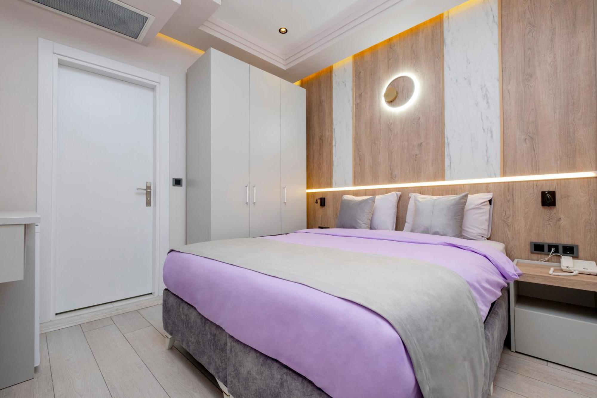 Arnavutkoy Lavender Airport Hotel מראה חיצוני תמונה