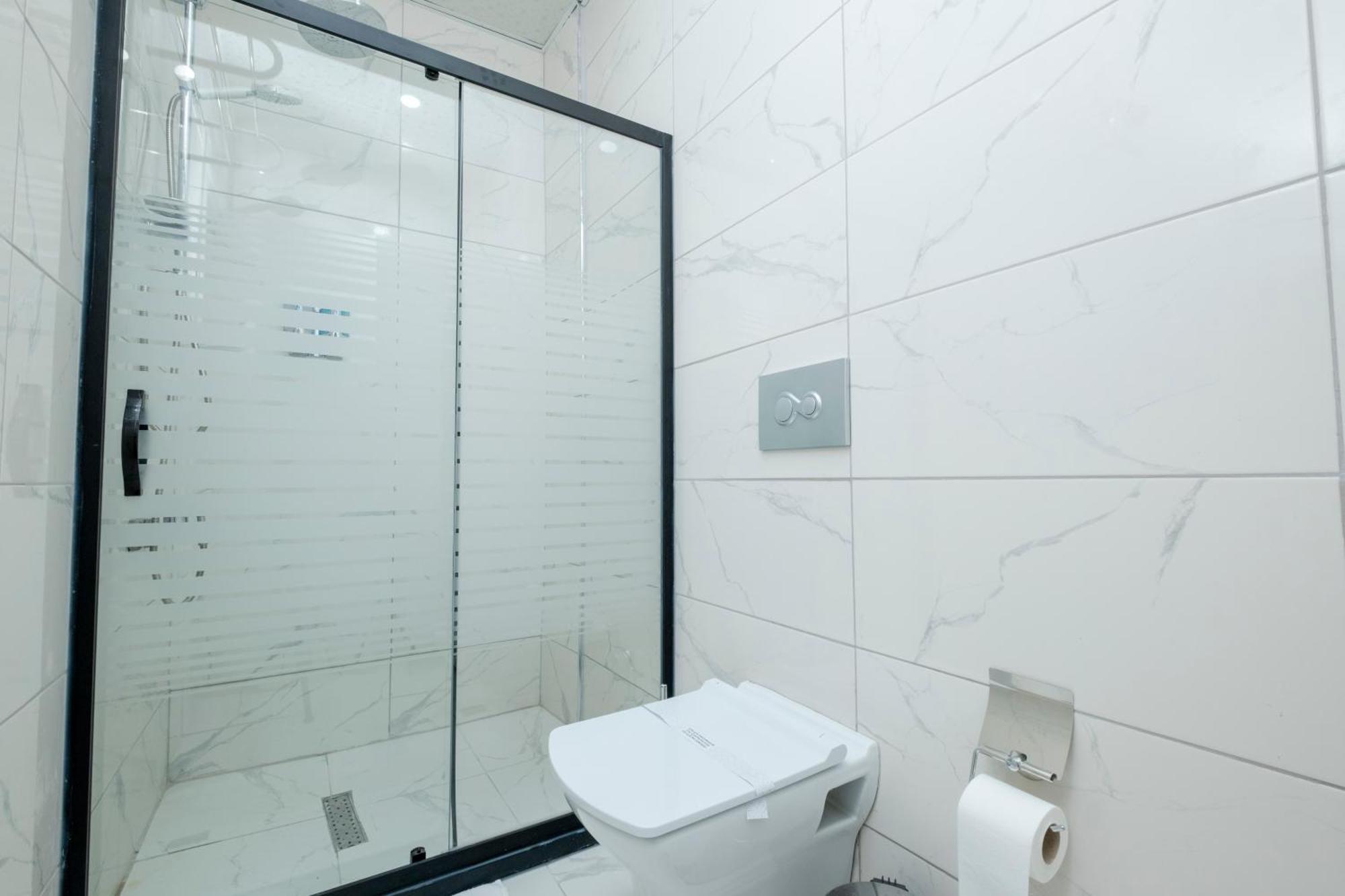 Arnavutkoy Lavender Airport Hotel מראה חיצוני תמונה
