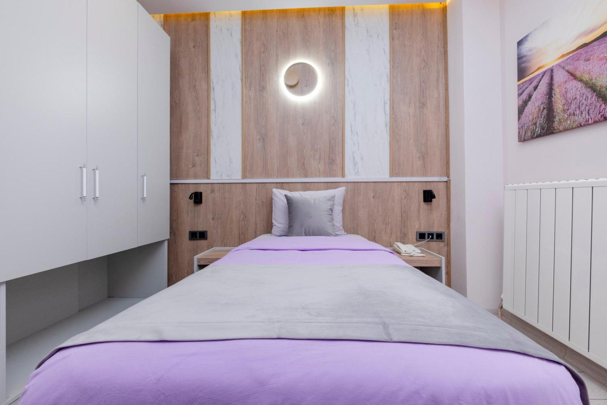 Arnavutkoy Lavender Airport Hotel מראה חיצוני תמונה