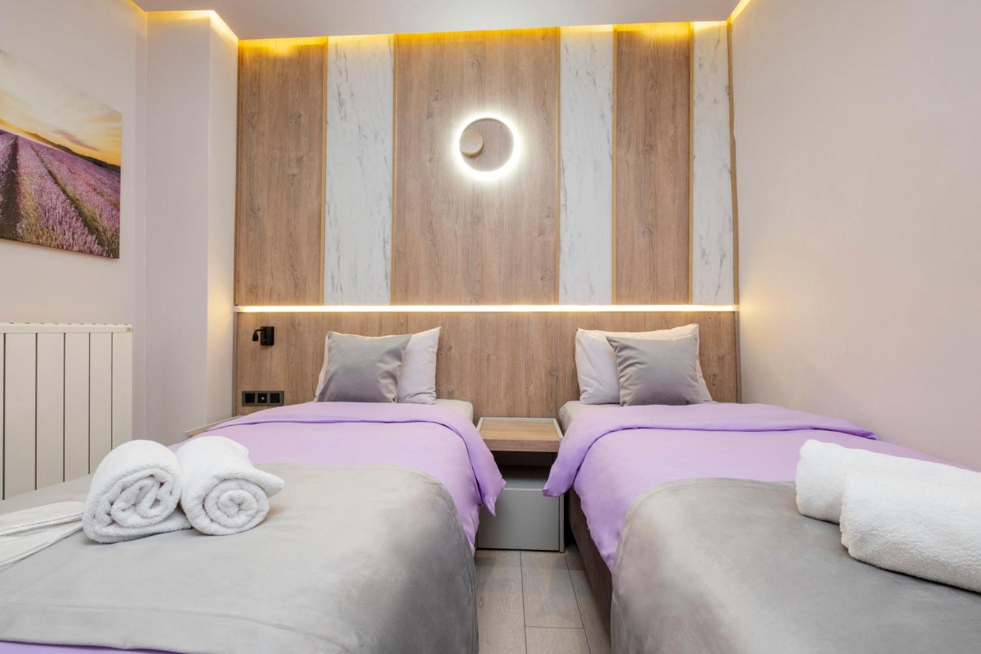 Arnavutkoy Lavender Airport Hotel מראה חיצוני תמונה